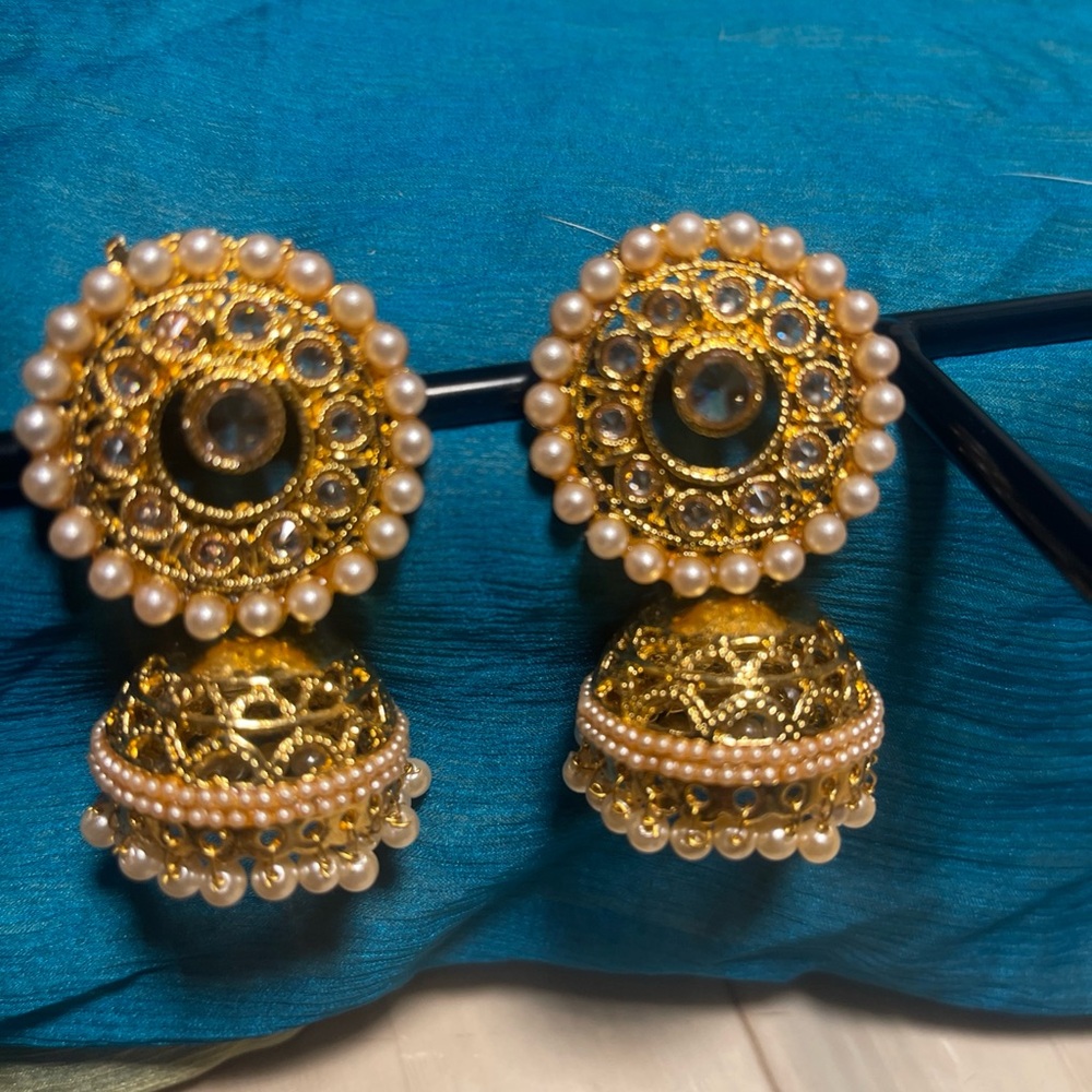 Gold and Cream Filigree Jhumka Earrings